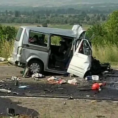 Şapte oameni, printre care un copil, au murit într-un accident rutier în Bulgaria - ATENŢIE, IMAGINI ŞOCANTE!