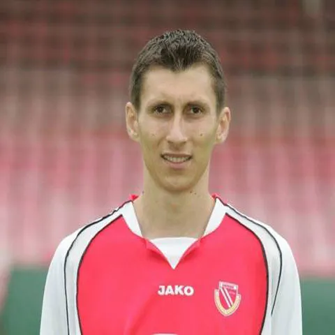 Vlad Munteanu şi Sergiu Radu au fost trimişi la echipa a doua a lui Wolfsburg