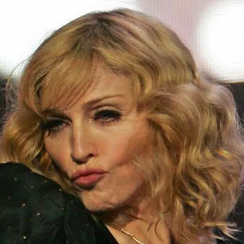 Madonna, huiduită de fani la Londra
