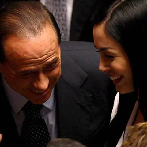 Daily Mail: Mara Carfagna o va înlocui pe fosta d-nă Berlusconi, la summit-ul G8