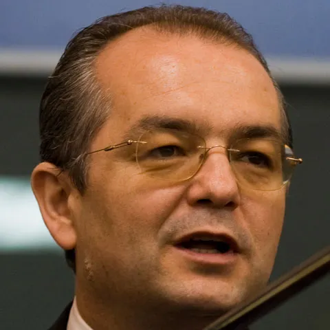 Guvernul strânge punga. Executivul înăspreşte controlul asupra modului cum sunt cheltuiţi banii publici