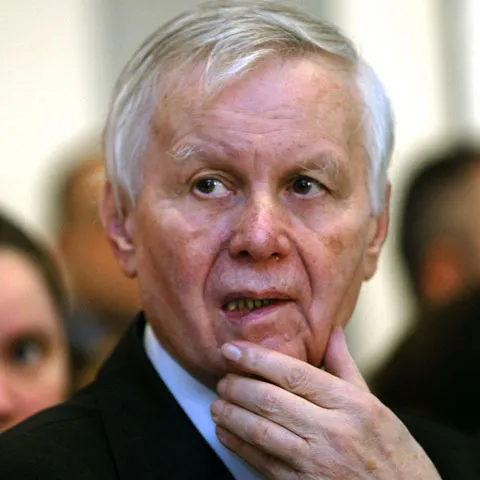 Cotidianul: Eugen Simion, denunţat la DNA pentru "struţocămila" manuscriselor eminesciene