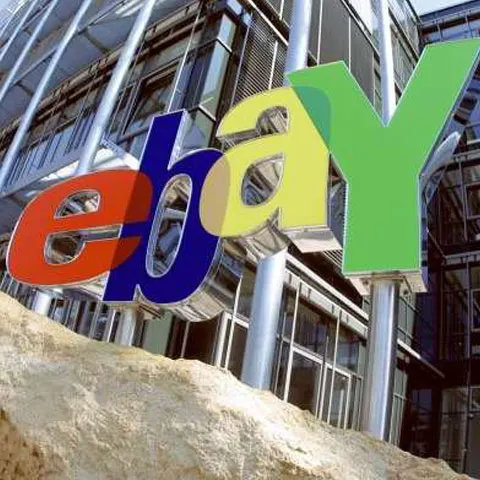 Un englez vrea să doneze o ambulanţă de pe eBay pentru România, "cea mai săracă ţară din Europa"