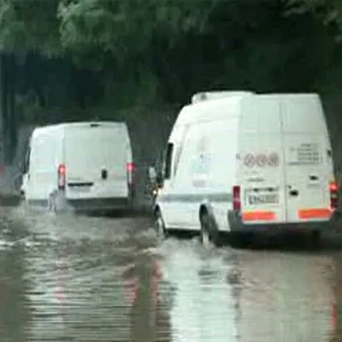 Furtună puternică pe A2, între kilometrul 70 şi 120