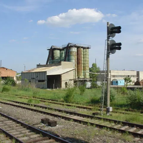 Mai multe trenuri au fost anulate sau deviate după ruperea unui pod la Cârţa, judeţul Sibiu. VEZI AICI LISTA DE TRENURI