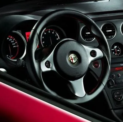 Producătorul auto Alfa Romeo a lansat o ofertă falsă pentru un model care nu este pus în vânzare