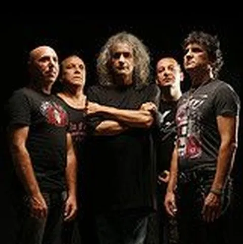 Iris va relua concertele pe 18 iulie şi va lansa un nou album în toamna lui 2010