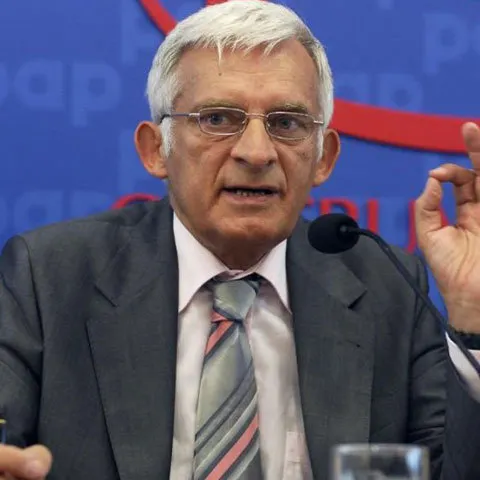 Polonezul Jerzy Buszek a fost ales preşedintele Parlamentului European 
