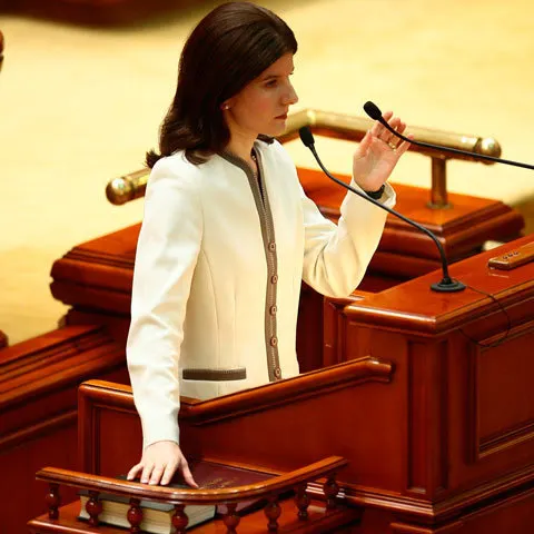 Inpolitics.ro: Ridzi, sacrificată pentru muşamalizarea scandalului sexual de la Chişinău