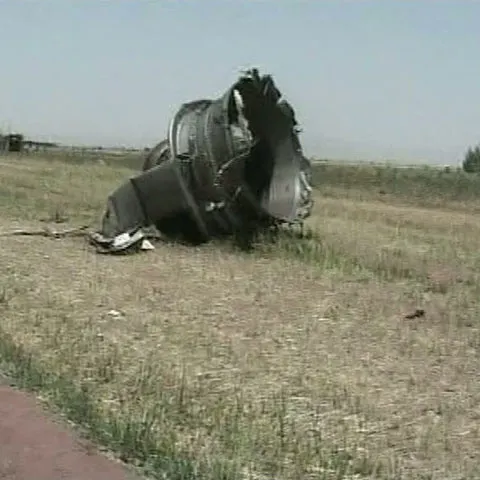 Unul dintre motoarele avionului prăbuşit în Iran luase foc în aer, anunţă autorităţile de la Erevan