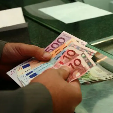 Ce se întâmplă dacă nu mai plăteşti ratele la bancă?