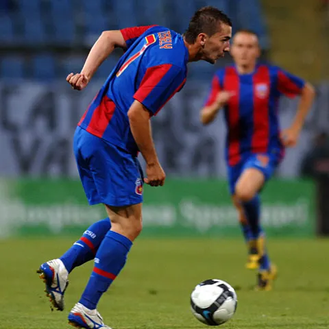FINAL: Steaua - Ujpest 2-0, în prima manşă a turului doi preliminar al Ligii Europa