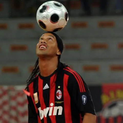 Italia - Ronaldinho afirmă că este pregătit să devină liderul lui AC Milan