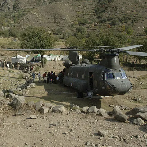 Un elicopter NATO s-a prăbuşit în sudul Afganistanului la puţin timp după decolare