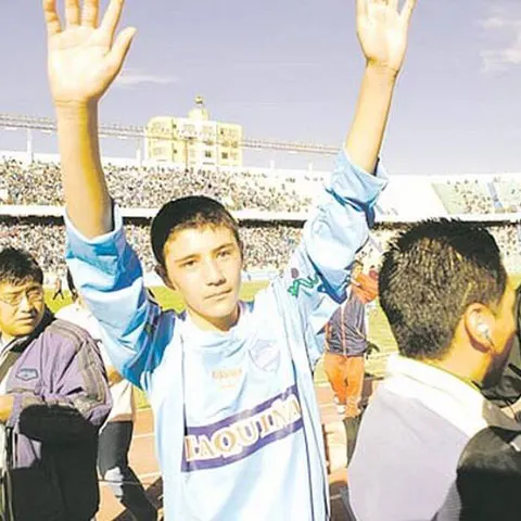 Un puşti de 12 ani a debutat în prima ligă din Bolivia