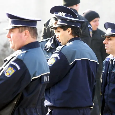 Angajaţii Ministerului de Interne nu vor mai primi bani de chirie