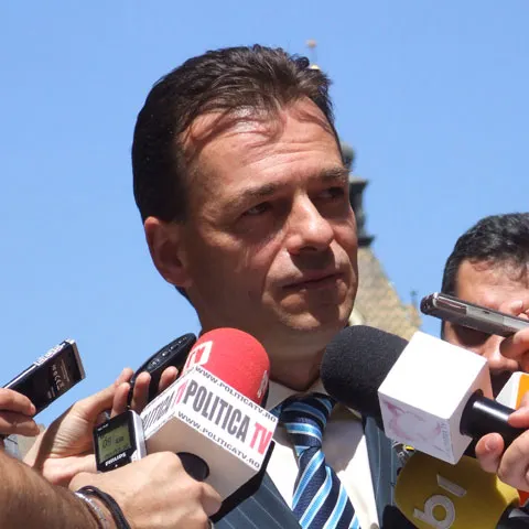 Orban îi solicită lui Nica demiterea prefectului judeţului Dâmboviţa
