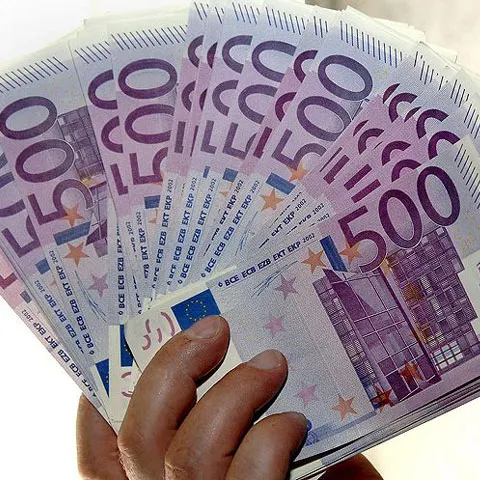 Statul român, cel mai fidel client al băncilor