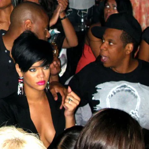 Jay-Z şi Rihanna au cheltuit 11.000 de dolari într-un club din Londra