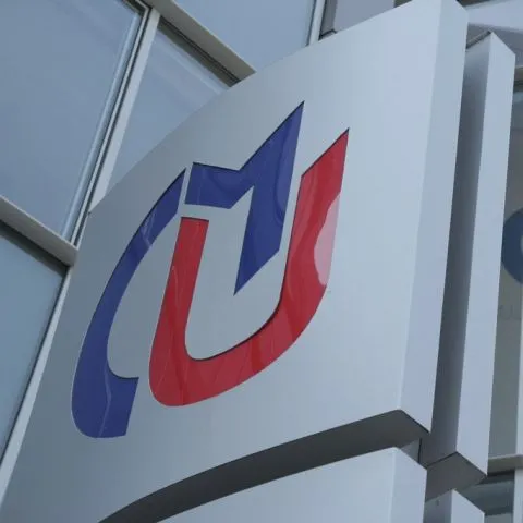 Mama copilului decedat la Centrul Medical Unirea a fost audiată de poliţişti