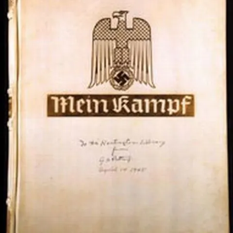După jumătate de secol de tăcere, cartea lui Hitler va fi reeditată în Germania
