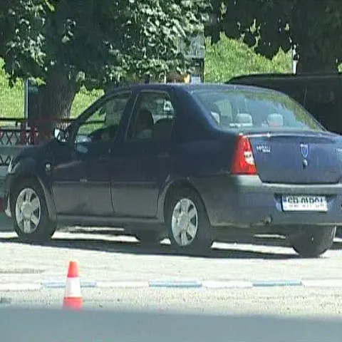 Nesimţire pe bani publici: Maşina Primăriei din Avrig folosită de fiul primarului în scopuri personale