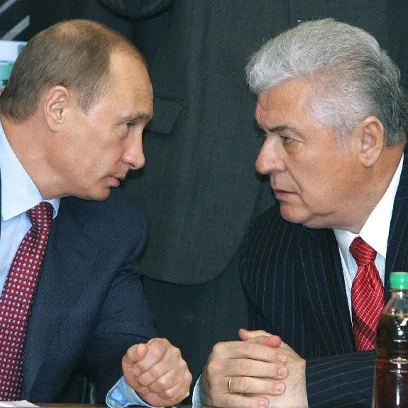 Kommersant: Rusia ar trebui să mizeze pe alţi politicieni decât Vladimir Voronin