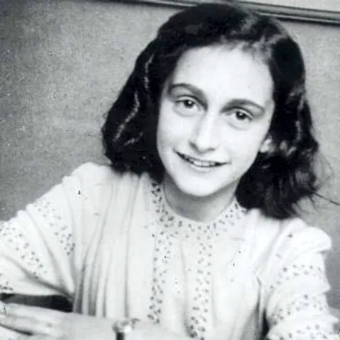 Jurnalul Annei Frank, "Magna Carta" şi "Cântecul Nibelungilor", incluse de UNESCO în Memoria Lumii