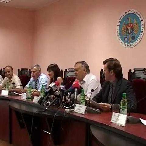 Opoziţia de la Chişinău a decis să formeze o coaliţie, potrivit portalului Ştirea Zilei