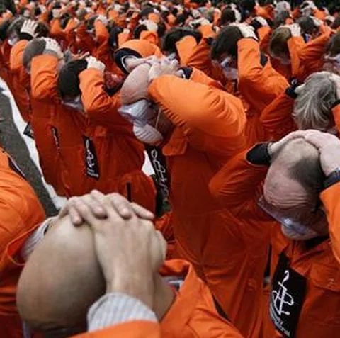 O parte dintre deţinuţii de la Guantanamo ar putea fi mutaţi într-o închisoare specială din SUA
