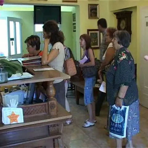 Cozi la analize în Mureş, înainte ca plafonul stabilit de Casa de asigurări să fie depăşit