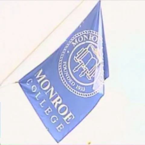 Insolit: O americancă şomeră a dat în judecată facultatea absolvită 