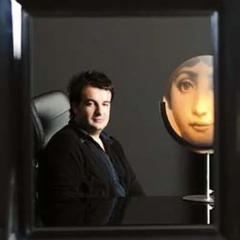 Răzvan Ciobanu s-a sărutat pătimaş cu iubitul lui - FOTO