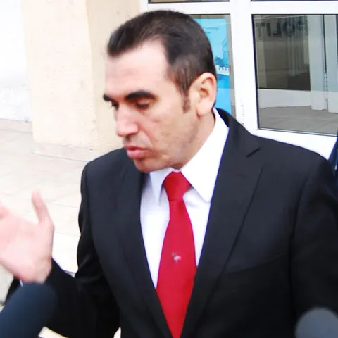 Cererea de eliberare pe cauţiune a lui Cornel Penescu, respinsă de Tribunalul Argeş