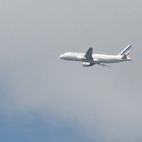 Un avion pe ruta Bucureşti - Tel Aviv a aterizat de urgenţă în Turcia