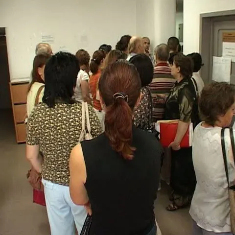 Medicii de familie din Iaşi stau la coadă pentru reţetare în fiecare săptămână