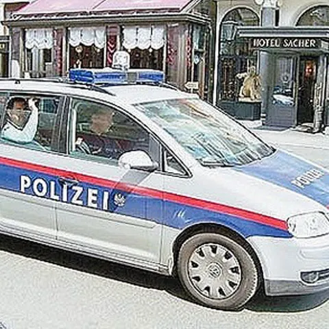 Un român este suspectat de complicitate la un jaf, în Austria