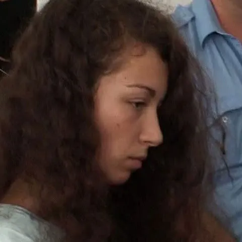 Schimbare de scenariu în crima de la Timişoara: Carmen Bejan spune că e nevinovată şi vrea un avocat \"care să o apere cu adevărat\"