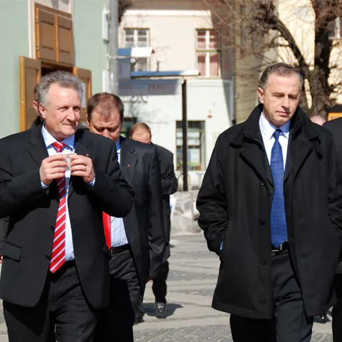 Ioan Cindrea: În interiorul PSD se discută ieşirea de la guvernare