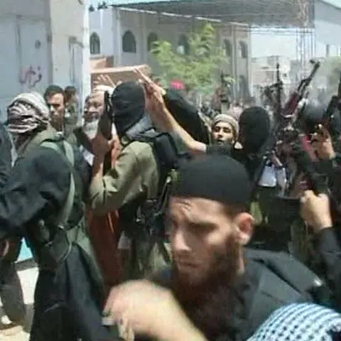 13 morţi şi 100 de răniţi în confruntări interpalestiniene