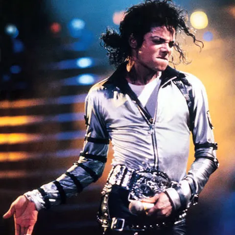 Michael Jackson bate recordurile de încasări post-mortem