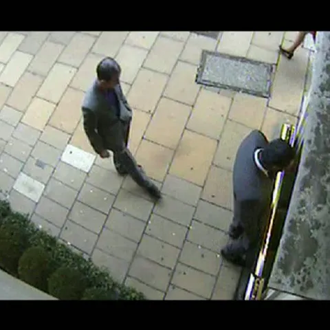 Scotland Yard a difuzat noi imagini din timpul jafului de la 6 august 