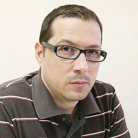 Gabriel Bejan: Angajaţi-l pe Ben în Guvern!