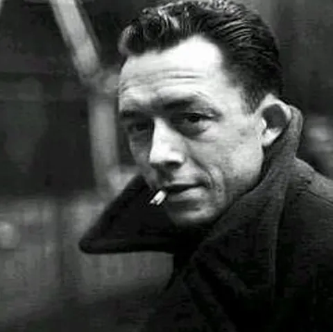 Istoria lui Camus cu Sartre este tranşată într-un volum biografic dedicat celui dintâi