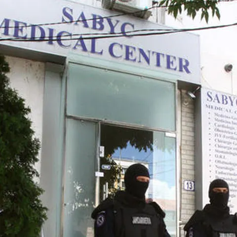 Protest în faţa ambasadei române din Israel faţă de reţinerea medicilor de la clinica Sabyc