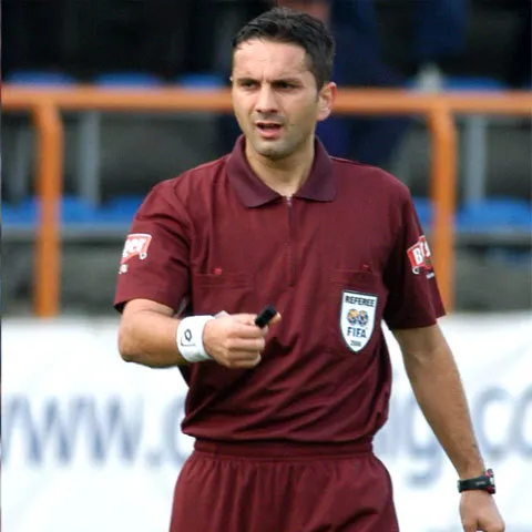 Miercuri se decide revenirea arbitrilor străini în fotbalul românesc