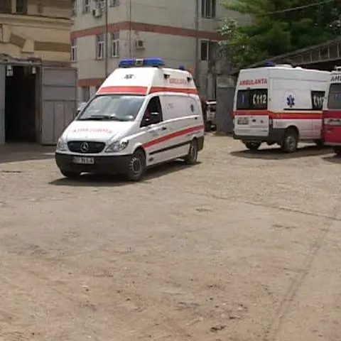 Nereguli grave la Serviciile de Ambulanţă din Botoşani şi Suceava