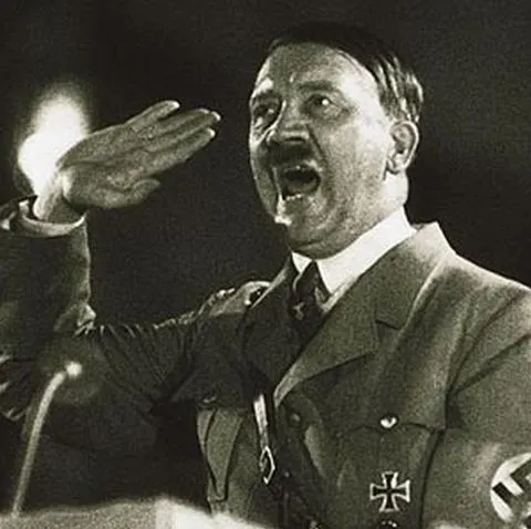 Trei picturi atribuite lui Hitler vor fi vândute la Nürnberg luna viitoare
