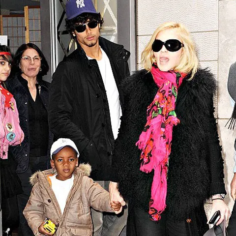 Madonna şi-a făcut iubitul să plângă de ziua ei