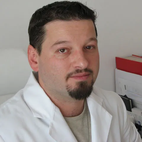 Medicul dermatolog Sebastian Pop a răspuns întrebărilor cititorilor REALITATEA.NET